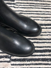 Load image into Gallery viewer, DIOR BOOTS 15

