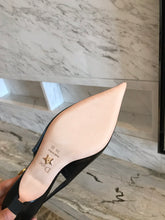 Load image into Gallery viewer, DIOR HIGH HEELS 27
