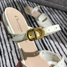Load image into Gallery viewer, DIOR FLATS 25
