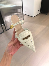 Load image into Gallery viewer, DIOR FLATS 25
