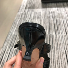 Load image into Gallery viewer, DIOR FLATS 26
