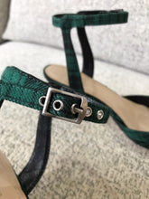 Load image into Gallery viewer, DIOR HIGH HEELS 40
