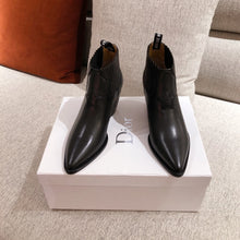 Load image into Gallery viewer, DIOR BOOTS 21
