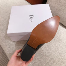 Load image into Gallery viewer, DIOR BOOTS 23

