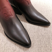 Load image into Gallery viewer, DIOR BOOTS 23
