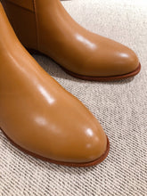 Load image into Gallery viewer, DIOR BOOTS 27
