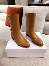 Load image into Gallery viewer, DIOR BOOTS 27
