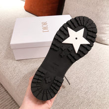 Load image into Gallery viewer, DIOR BOOTS 29
