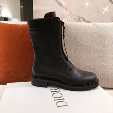 Load image into Gallery viewer, DIOR BOOTS 29
