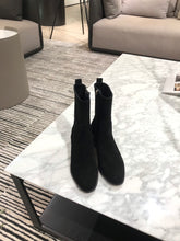 Load image into Gallery viewer, DIOR BOOTS 35
