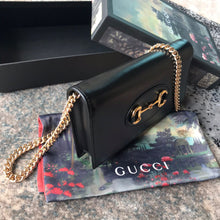 Load image into Gallery viewer, Gucci Horsebit 1955 wallet with chain
