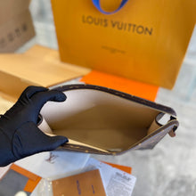 Load image into Gallery viewer, Louis Vuitton Toiletry Pouch size: 9.4*9.3(in)
