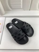 Load image into Gallery viewer, Gucci pool slides
