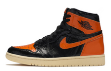 Load image into Gallery viewer, Air Jordan 1 Retro High OG
