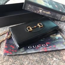 Load image into Gallery viewer, Gucci Horsebit 1955 wallet with chain
