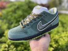 Load image into Gallery viewer, Nike Dunk SB Concepts Green Lobster
