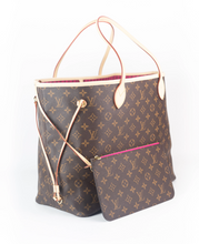 Load image into Gallery viewer, Louis Vuitton Neverfull Monogram Medium Size
