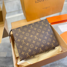 Load image into Gallery viewer, Louis Vuitton Toiletry Pouch size: 9.4*9.3(in)
