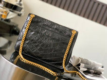 Load image into Gallery viewer, NIKI MEDIUM CHAIN BAG IN SUEDE
