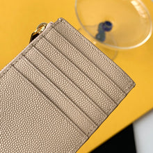 Load image into Gallery viewer, CASSANDRE MATELASS ZIPPED FRAGMENTS CARD CASE IN GRAIN DE POUDRE EMBOSSED LEATHER
