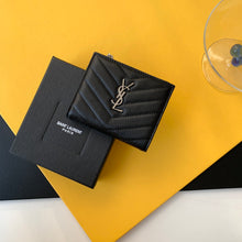 Load image into Gallery viewer, CASSANDRE MATELASS FLAP CARD CASE IN GRAIN DE POUDRE EMBOSSED LEATHER
