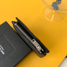 Load image into Gallery viewer, CASSANDRE MATELASS FLAP CARD CASE IN GRAIN DE POUDRE EMBOSSED LEATHER

